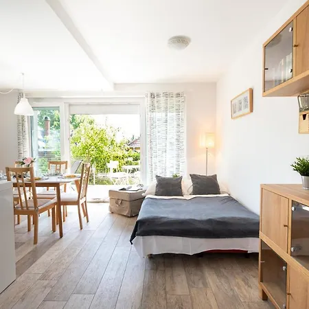 דירה Medences, Teraszos Uj Apartman Parthoz Koezel *
